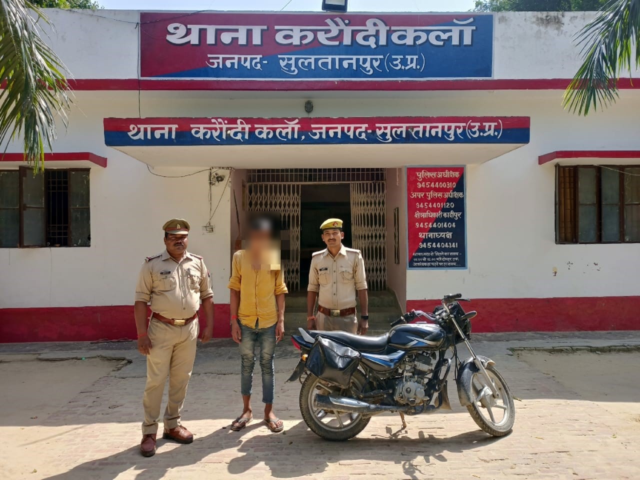 पुलिस अधीक्षक सुलतानपुर, सोमेन बर्मा द्वारा अपराध एवं अपराधियों के विरुद्ध चलाए जा रहे अभियान के तहत, अपर पुलिस अधीक्षक व समस्त क्षेत्राधिकारी के पर्यवेक्षण में हिस्ट्रीशीटर/जिलाबदर/ वांछित/वारण्टी अभियुक्तों के विरुद्ध की गई कार्यवाही