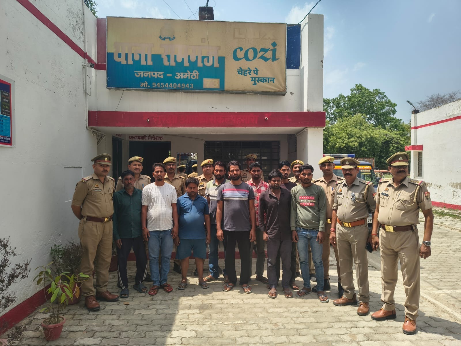 तीन प्रकाश में आये व 06 नामजद सहित कुल 09 अभियुक्त गिरफ्तार ।