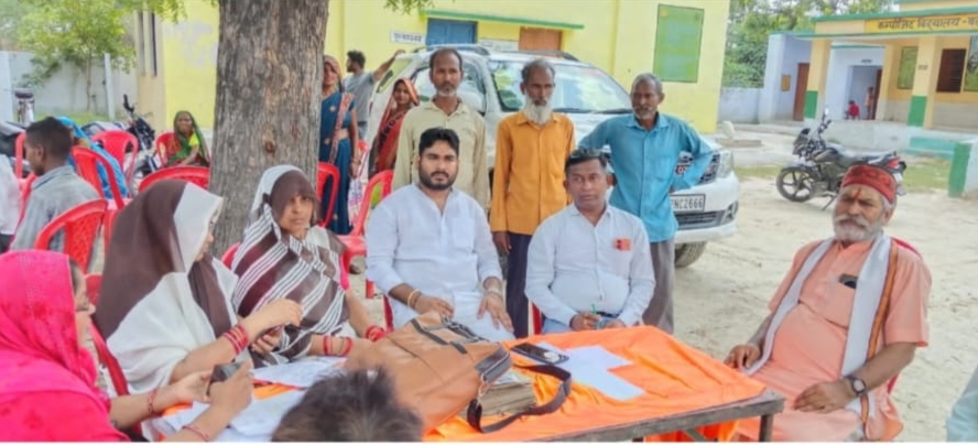 समाजसेवी कृष्णा पांडे की पहल, सरकारी योजनाओं की जानकारी हेतु विशेष शिविर आयोजित