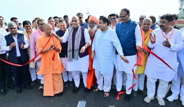 ₹4,850 करोड़ की तीन राष्ट्रीय राजमार्ग परियोजनाओं का शिलान्यास, कानपुर-लखनऊ एलिवेटेड हाईवे राष्ट्र को समर्पित लाखों यात्रियों को मिलेगा सीधा लाभ, उत्तर प्रदेश के विकास को मिलेगी नई रफ्तार