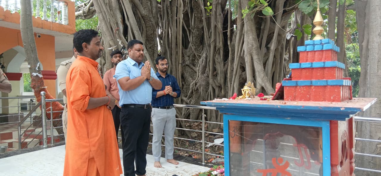 जिलाधिकारी एवं पुलिस अधीक्षक ने औद्योगिक क्षेत्र जगदीशपुर का किया निरीक्षण, सामान्य सुविधा केंद्र के जीर्णोद्धार एवं श्रमिक सुविधाओं के विस्तार के दिए निर्देश।